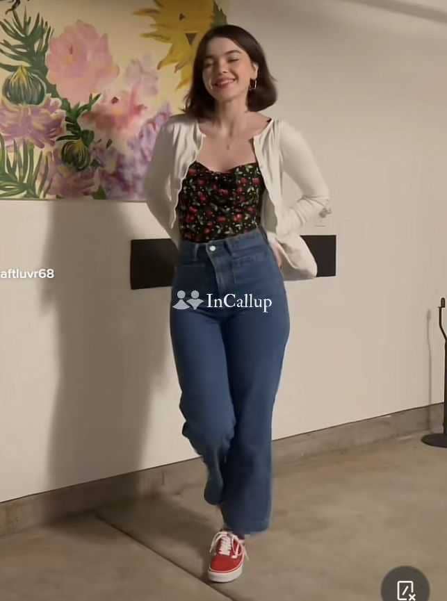 long legs and black eyes your city farrukhabad available for hotel visits known for being classy - Call Girls in Farrukhabad