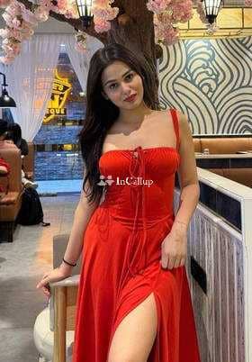 premium sparkling black eyes and black hair known for being desirable available for home visits - Call Girls in Farrukhabad