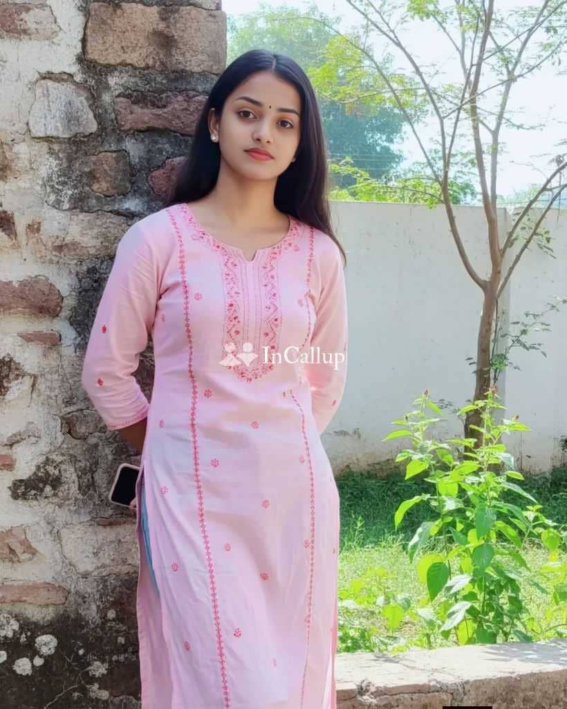 intimate perfect rani gupta twenty two year old call girls companion known for being magnetic - Call Girls in Firozabad