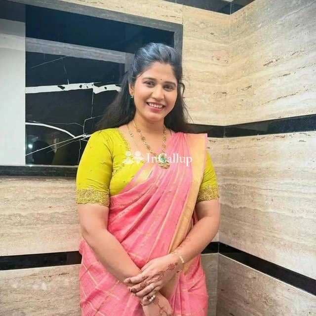 available for day and night service known for being tempting busty having auburn eyes and brown hair - Call Girls in Firozpur