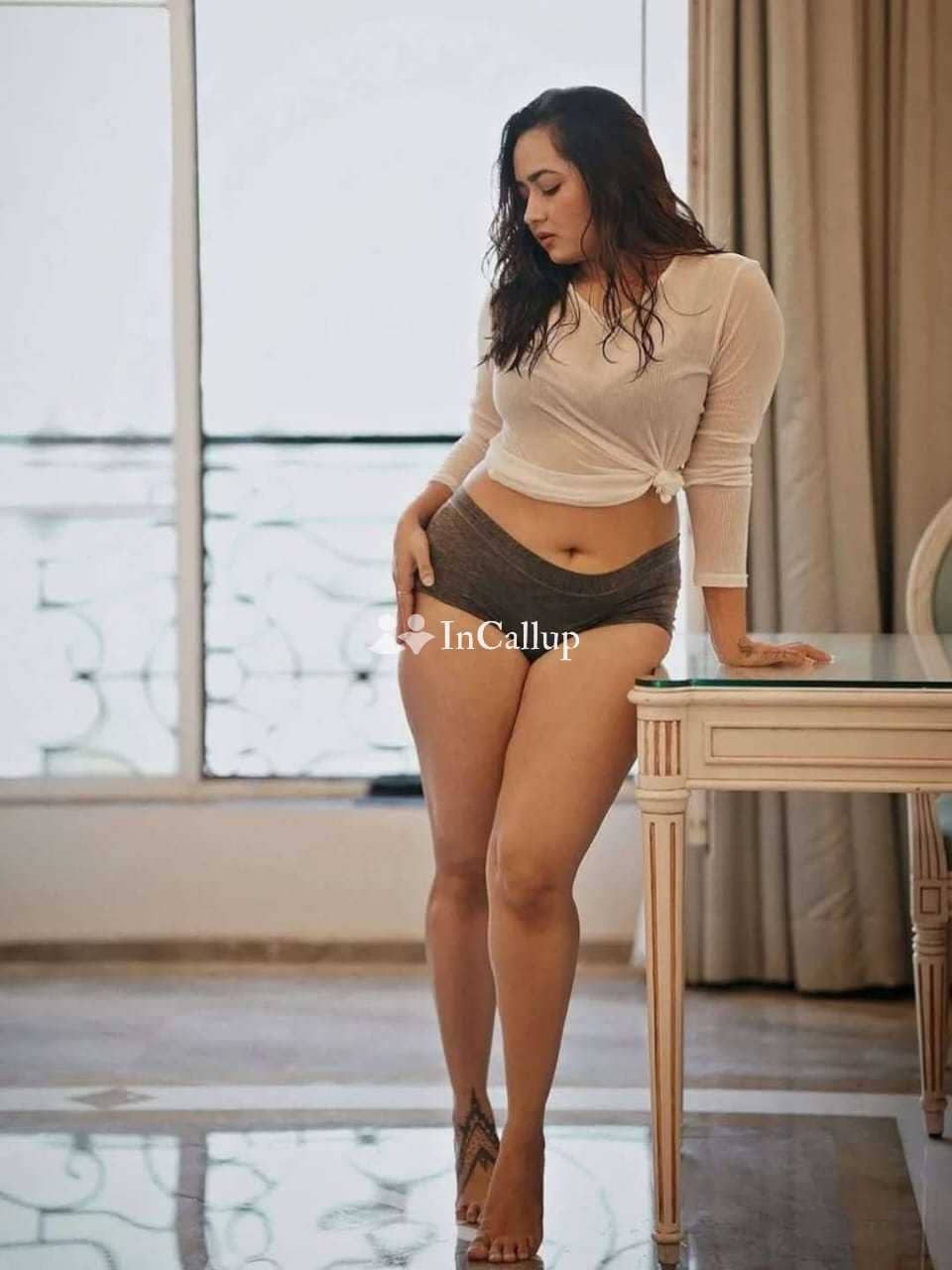 Low price sexy model girls looking f****** sucking blouse - Call Girls in Gandhidham