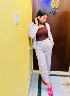 Kolkgss cxfjb - Call Girls in Gonda