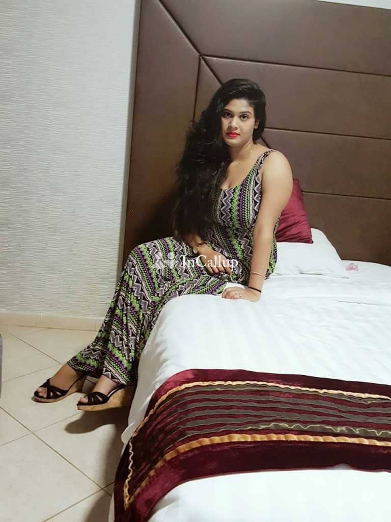 available for weekend fun dreamy erotic 69 position fun smooth black eyes and brown hair sexy girl from gonda - Call Girls in Gonda