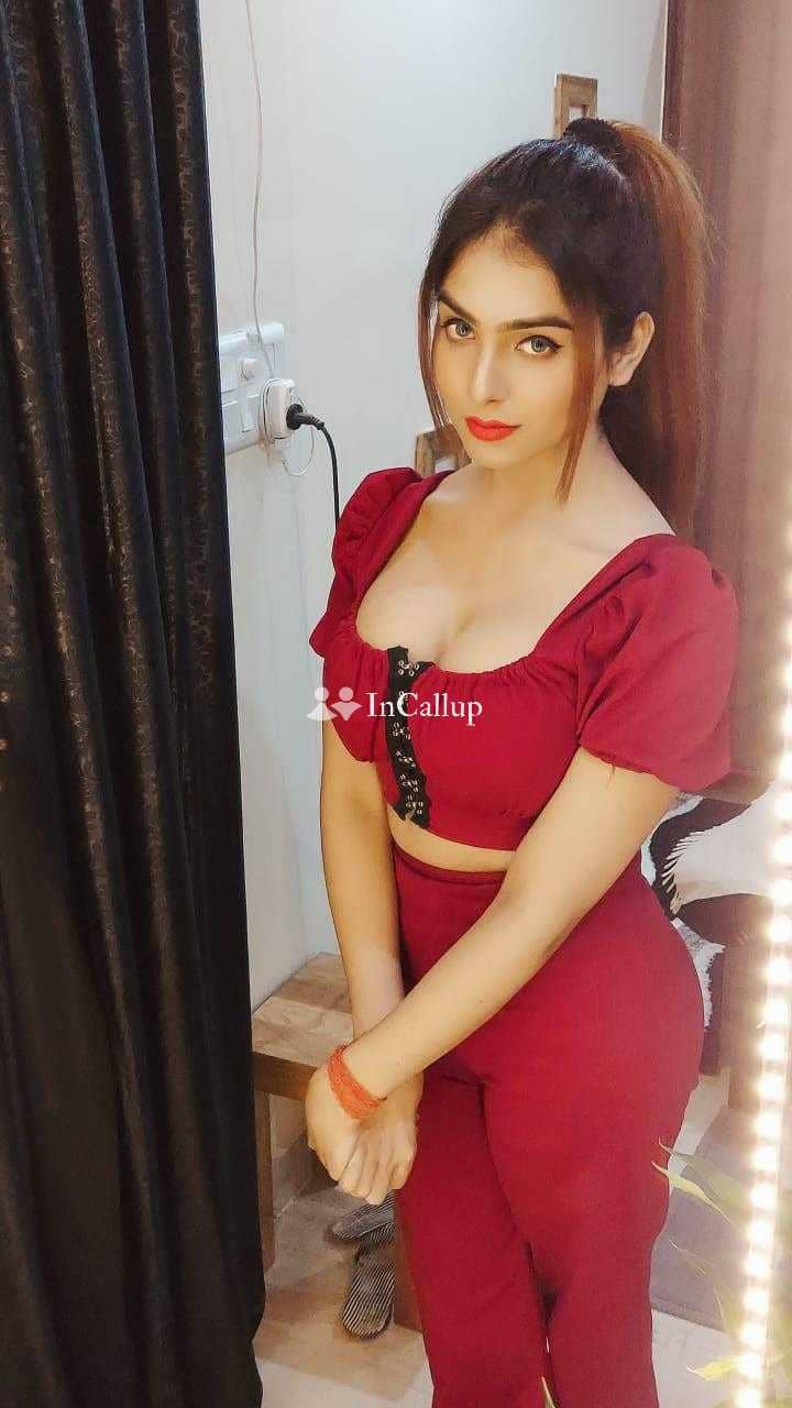 known for being attractive sensual cash nineteen year old call girls seductive black hair and brown eyes - Call Girls in Gulbarga