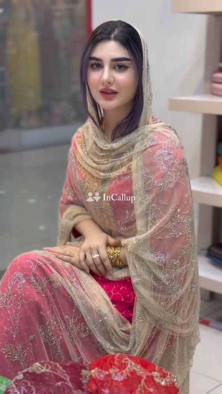 known for being trustworthy hot girl in gulbarga sexy black body and black hair escort service in gulbarga - Call Girls in Gulbarga