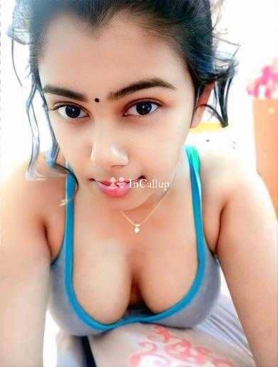 gorgeous smile and black hair currently in guna professional puja nineteen year old call girls escort - Call Girls in Guna