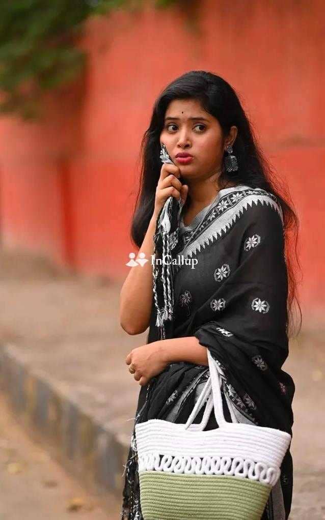 Pooja❤️Patel__call me ✔️Real Escost services 1hr 1500✔️✔️ 2hr 2500 ✔️full ,,,,night 4000✔️ services VIP✓✓model full✓✓sexy girls🌹 full any times 24 all,55,,555 - Call Girls in Guwahati