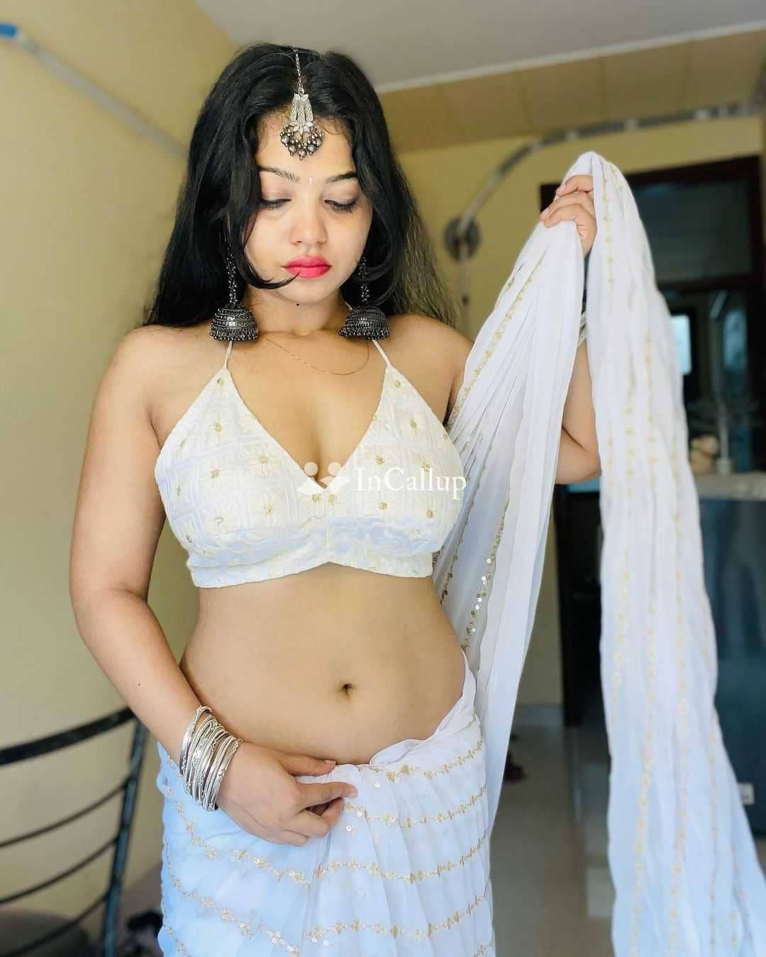Hajipur CALL GIRLIN ESCORT 92046/89957SERVICEINDEPENDENT KOMAL PATEL top class sexy komal top cla kl - Call Girls in Hajipur