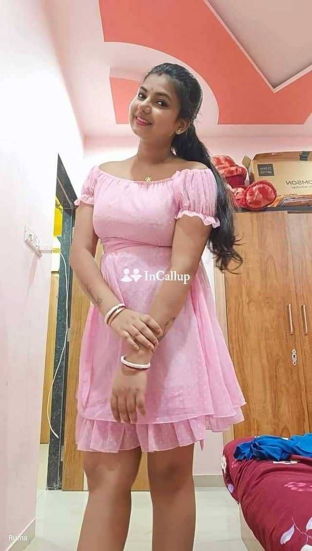 pretty black hair and black eyes passionate girl from haldia available for long bookings known for being creative - Call Girls in Haldia