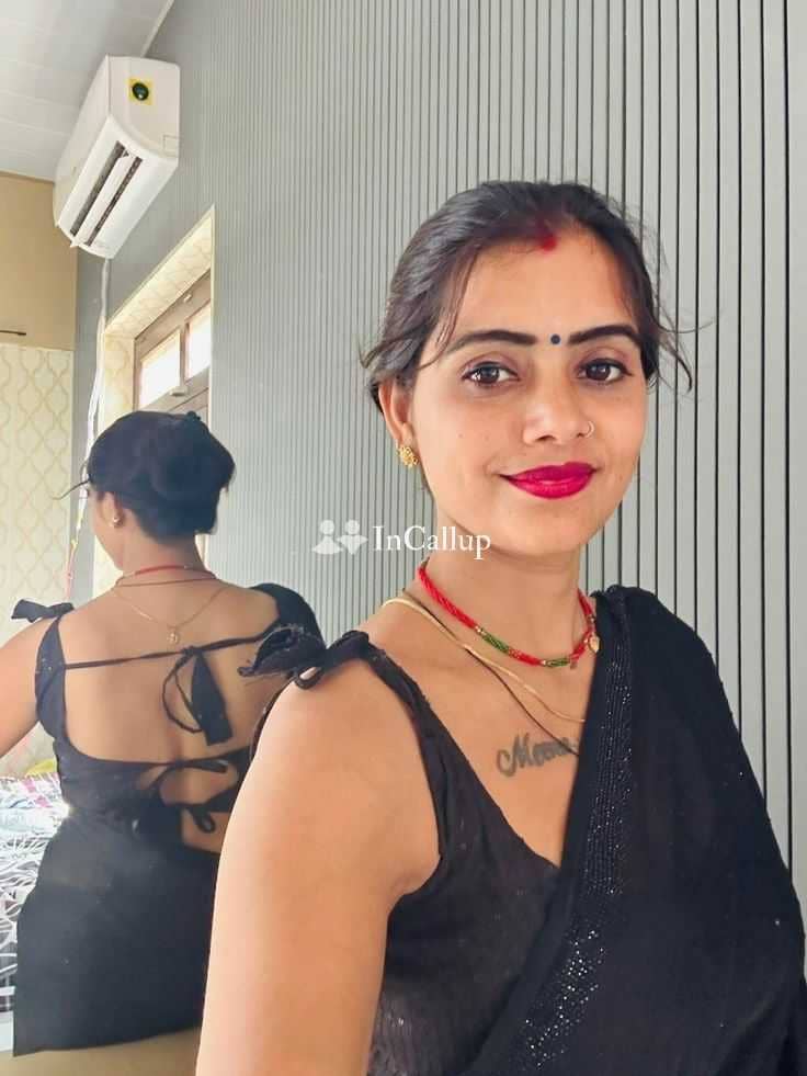 blonde tall with black body type known for being confident i am sunita sharma a twenty year old call girls - Call Girls in Haldia