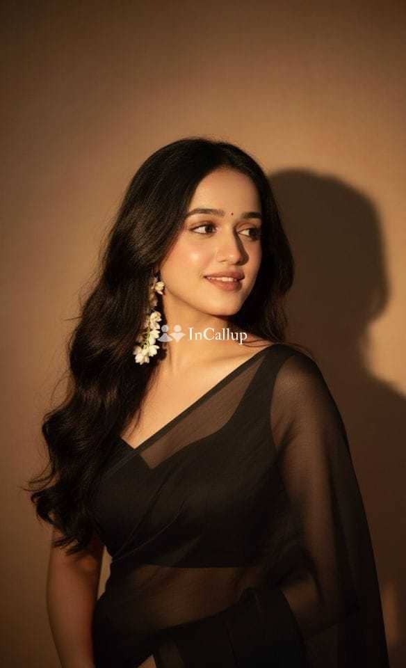 hot girl in handwara known for being elegant available for day and night service - Call Girls in Handwara