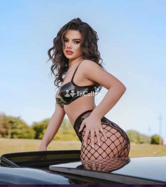 +917065501582   Call Girls In Delhi Cantt Escort Short Night In Call Out call sevice - Call Girls in Hauz Khas
