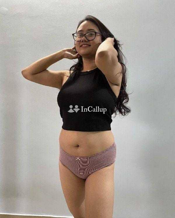 sensual videocall known for being enchanting available for girlfriend experience - Call Girls in Hauz Khas