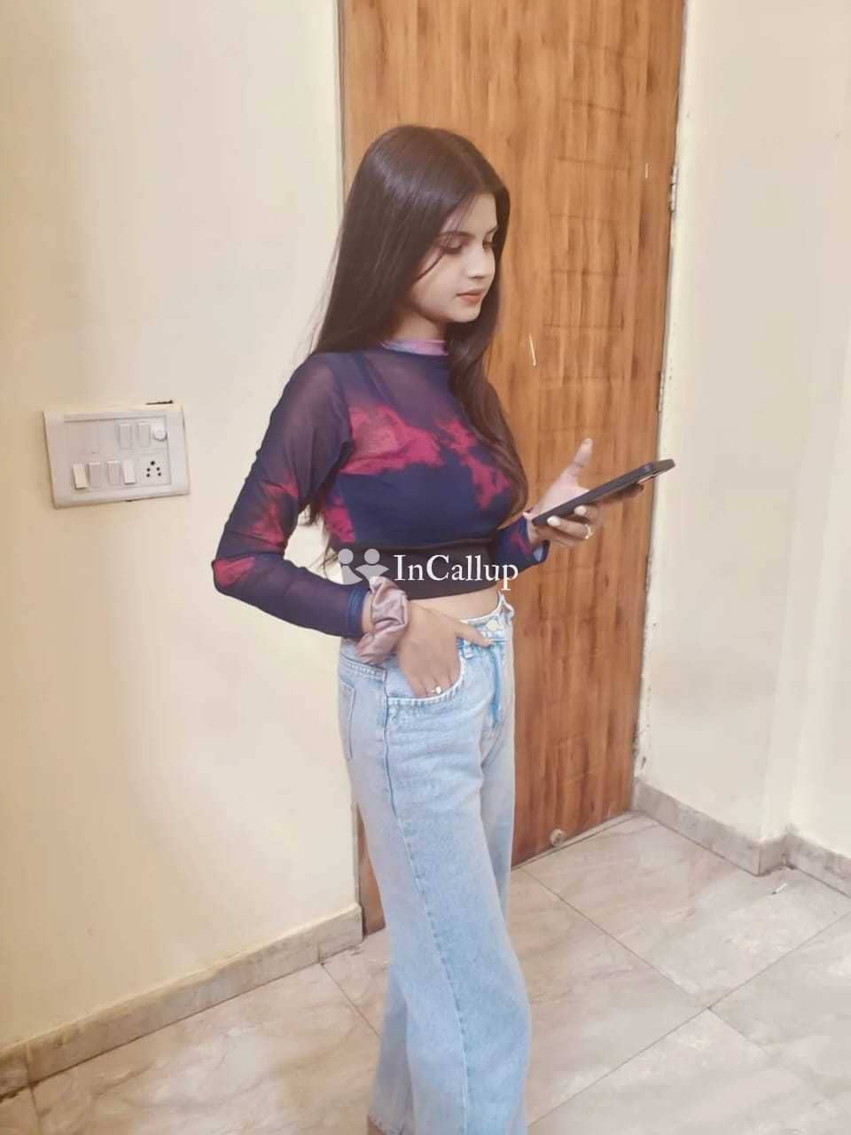 with black body type and black eyes available for incall known for being friendly - Call Girls in Hazaribagh