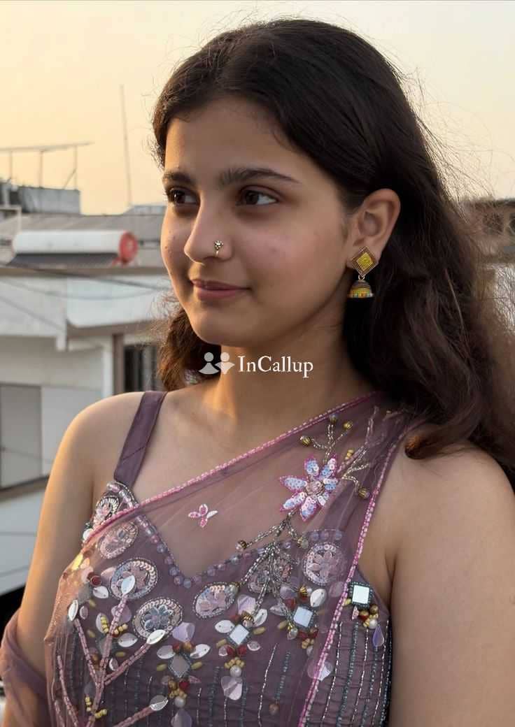 fetish available for day and night service perfect auburn hair and brown eyes passionate girl from hazaribagh - Call Girls in Hazaribagh
