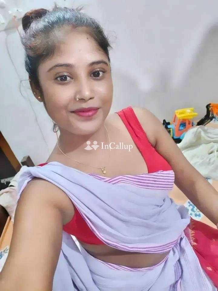 with black hair and black body type known for being ravishing available now trusted reliable service - Call Girls in Hazaribagh