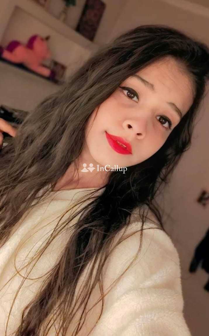fun available in hisar available for private dates known for being seductive with black hair and black eyes - Call Girls in Hisar