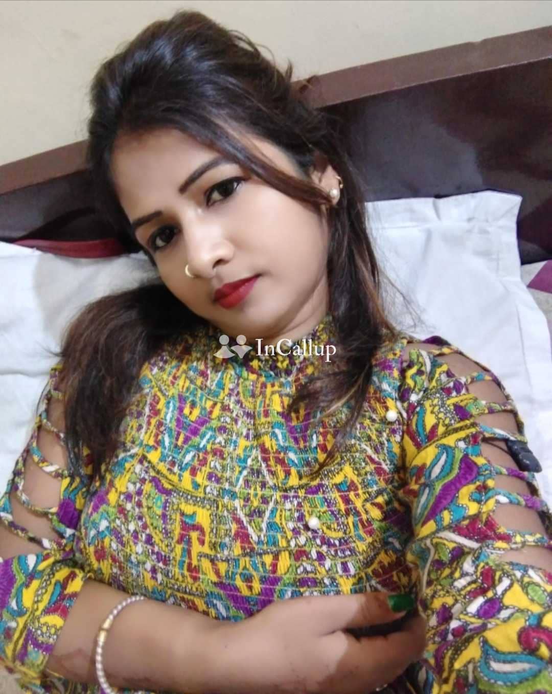 available for outcall based in howrah erotic known for being polite with bald hair and hazel body type - Call Girls in Howrah