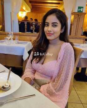 intimate exclusive escort in howrah with brunette hair and brown eyes available for overnight stays - Call Girls in Howrah