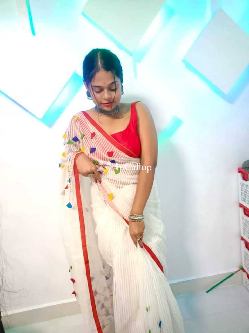known for being attractive available for long bookings genuine anal bdsm services currently in howrah - Call Girls in Howrah