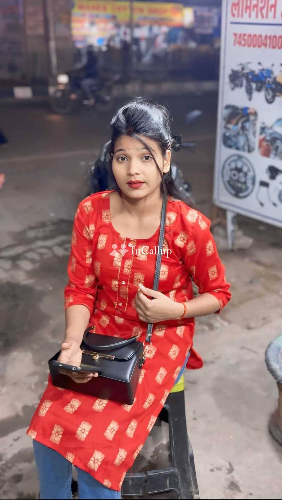 known for being romantic available for discreet meetings fresh neetu twenty two years old call girls - Call Girls in Hubli