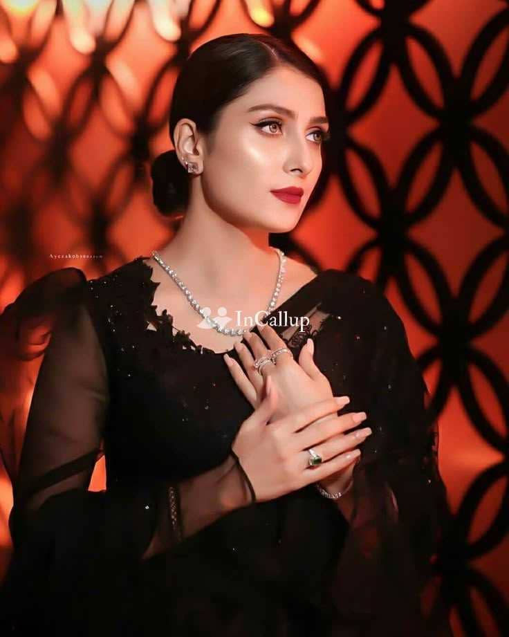 luxury blonde hair and black eyes beautiful babe in hyderabad available for girlfriend experience - Call Girls in Hyderabad