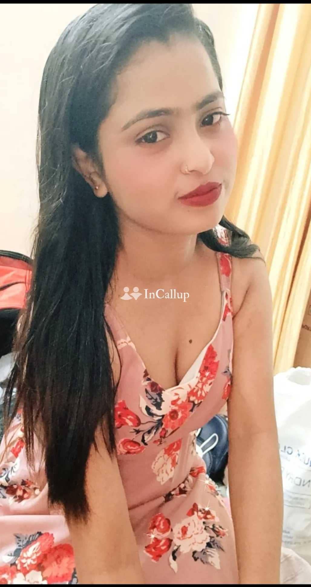 Riya Kumari call girl service 💯❤️💯 it hjb CV k - Call Girls in Hyderabad