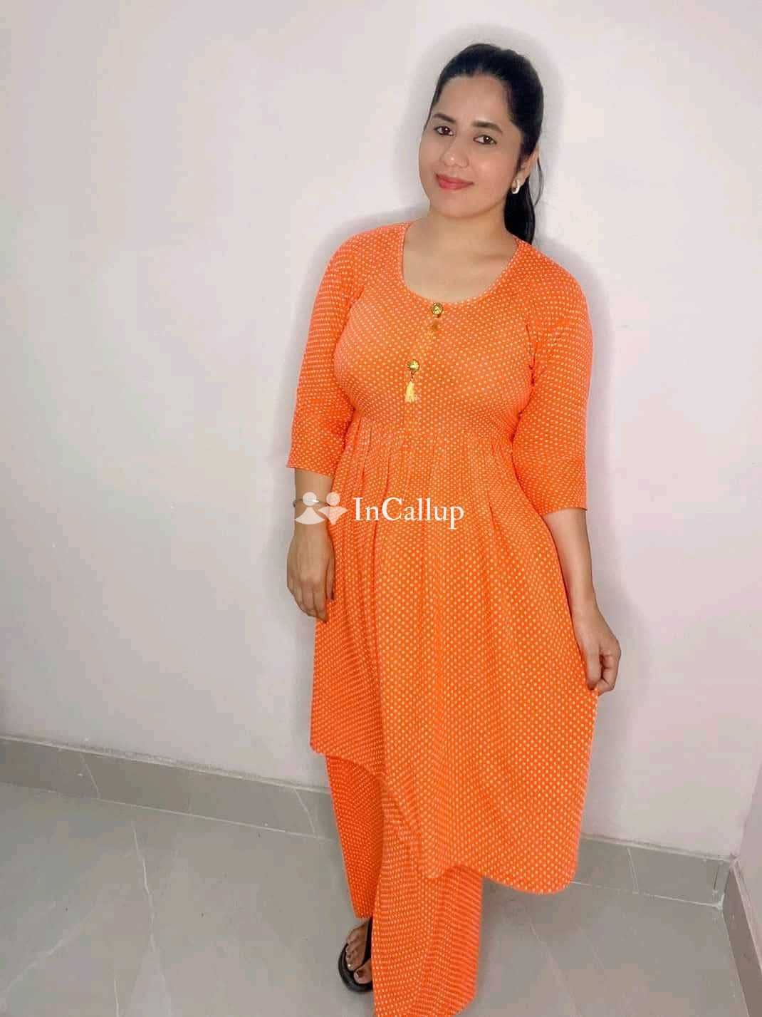Riya Kumari call girl service 💯❤️💯 full enjoy and unlimited short  HD frt - Call Girls in Indore