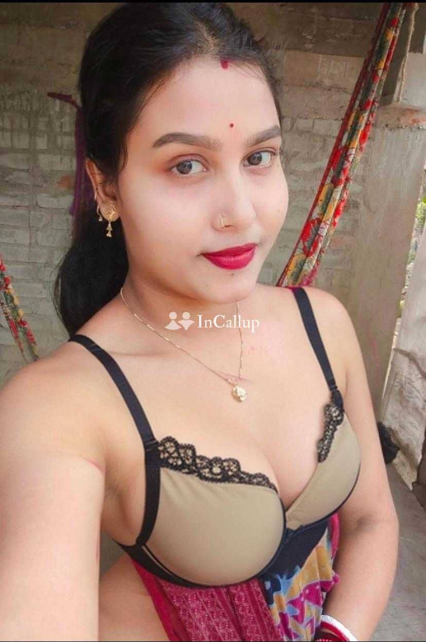 Muskan Patel call girl service 💯❤️💯 full enjoy and unlimited short BC f HD DG ryry - Call Girls in Indore