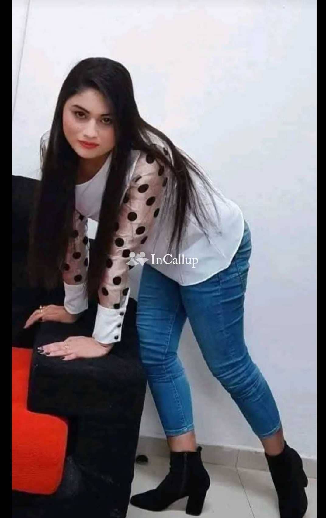 Riya Kumari call girl service 💯❤️💯 full enjoy and unlimited short  VC CV dy - Call Girls in Indore