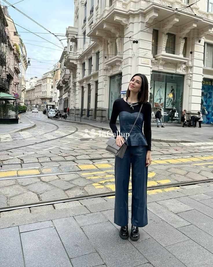 sexy only cash payment on twenty four years old call girls close to jabalpur with slim body and black hair - Call Girls in Jabalpur