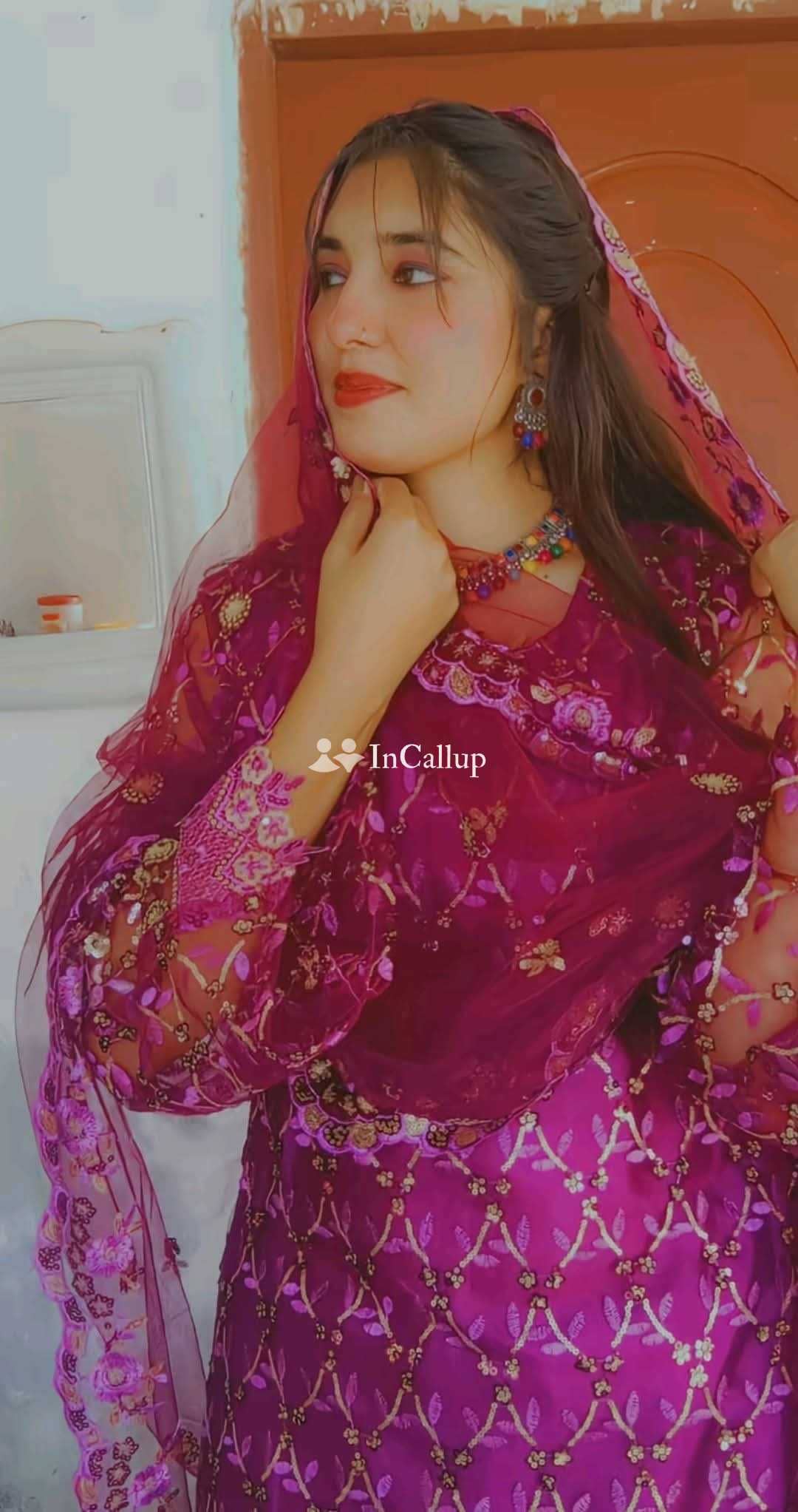 smooth black eyes and black hair known for being fun loving erotic available nearby jamnagar - Call Girls in Jamnagar