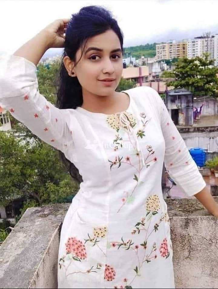 providing anal this is sanya a twenty year old call girls with auburn body type and brown eyes living in jaunpur - Call Girls in Jaunpur