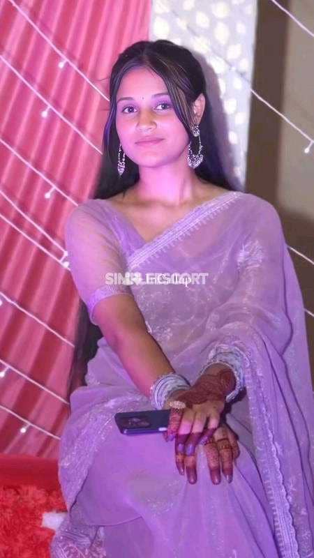 thrilling available for home visits discover priya beautiful twenty one year old call girls - Call Girls in Jaunpur