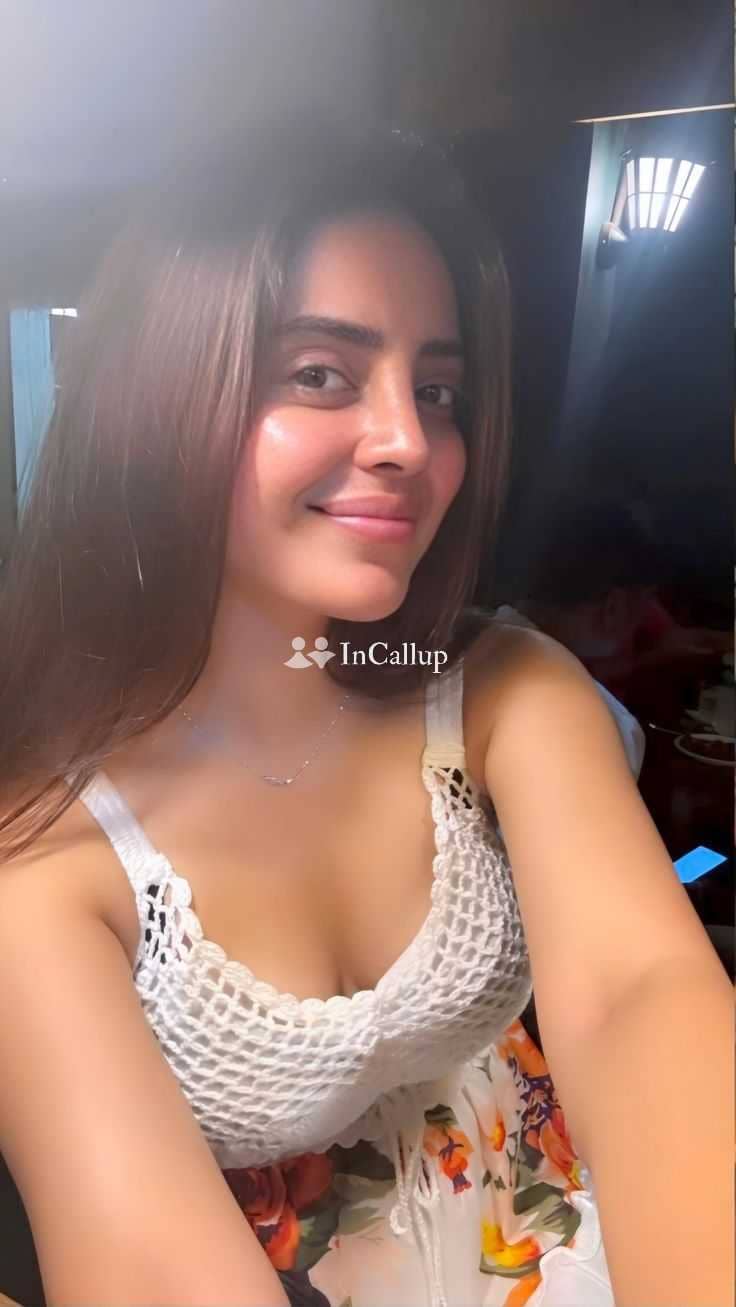 beautiful model in jhajjar bold black hair and black eyes available now trusted reliable service - Call Girls in Jhajjar