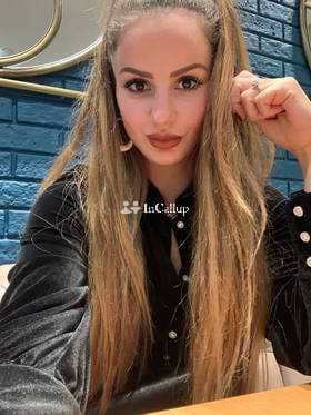 known for being sophisticated hot black eyes and black hair classy kareena kumari twenty year old call girls woman - Call Girls in Jhajjar