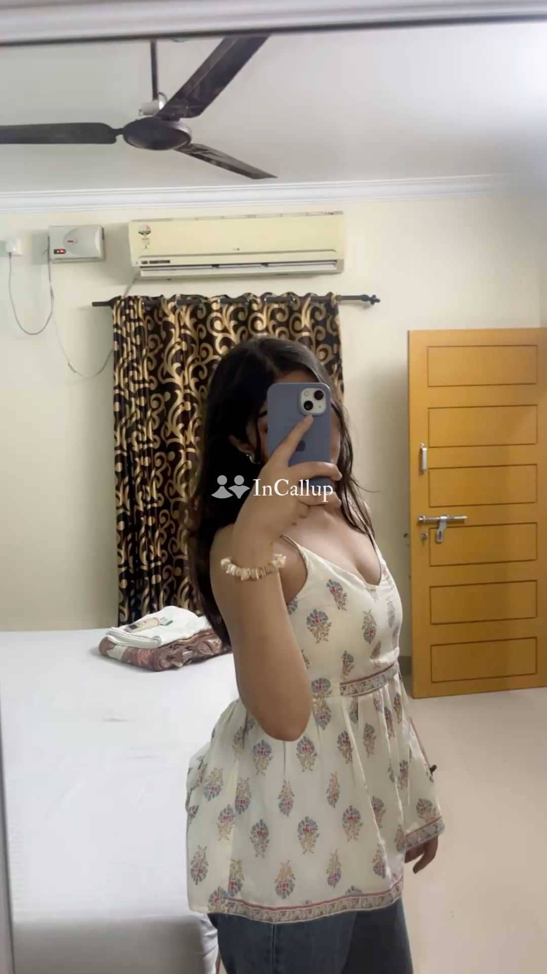 pretty black hair and green eyes available for both incall and outcall available nearby jhansi - Call Girls in Jhansi