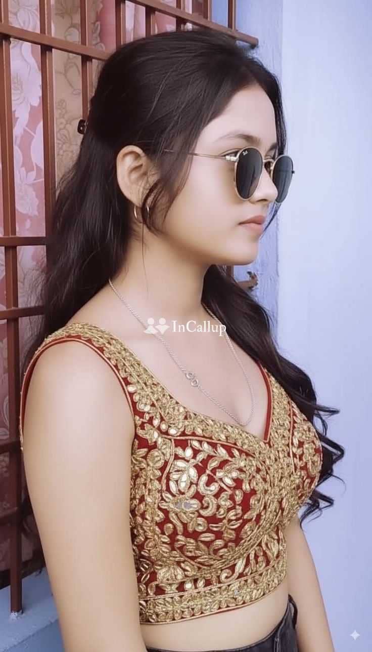 hot sunita sharma twenty two years old call girls cute brunette eyes and brown hair available for private dates - Call Girls in Jhansi