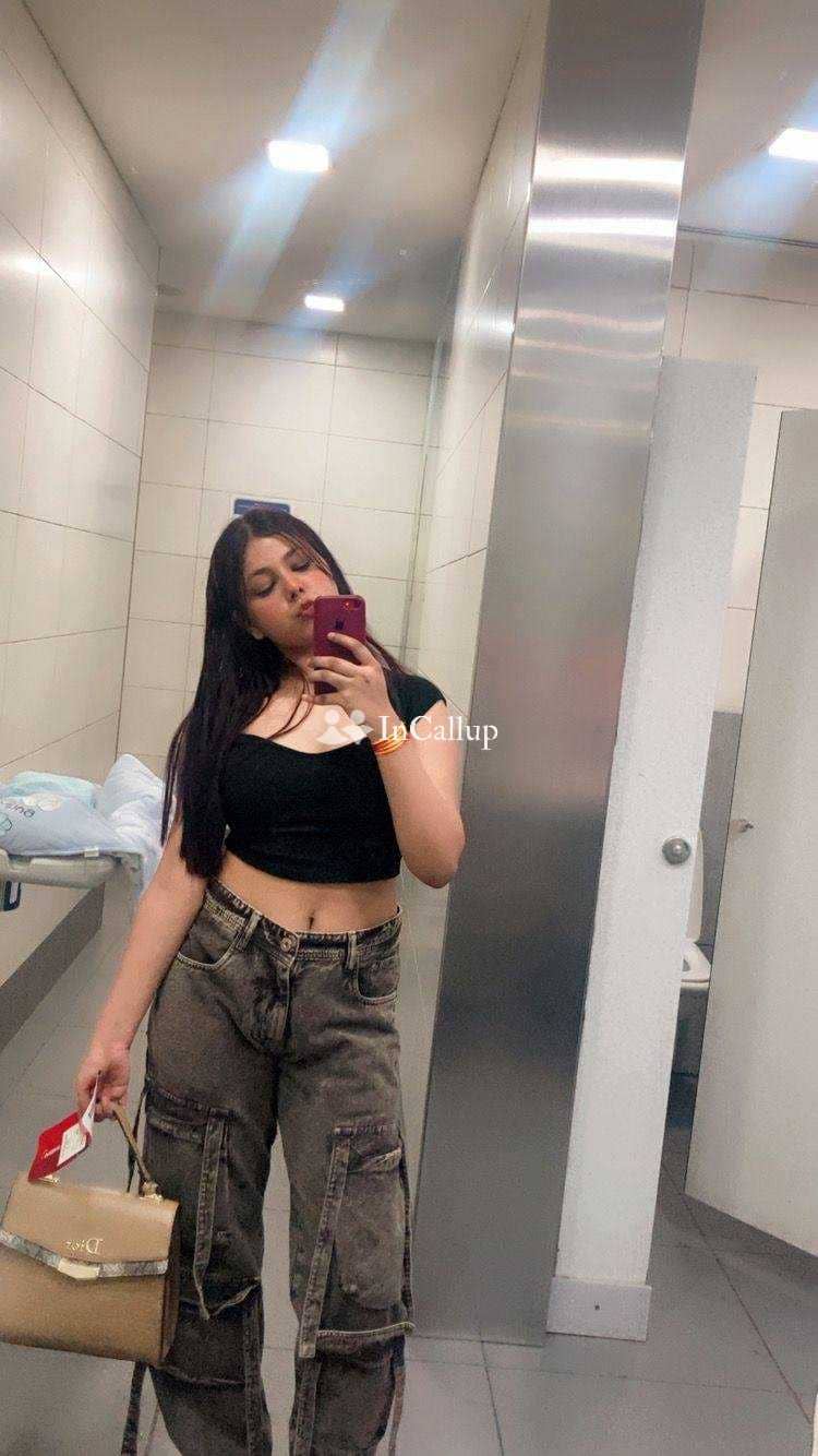 private sessions in jharsuguda known for being sexy escort service in jharsuguda gorgeous smile and bald hair - Call Girls in Jharsuguda