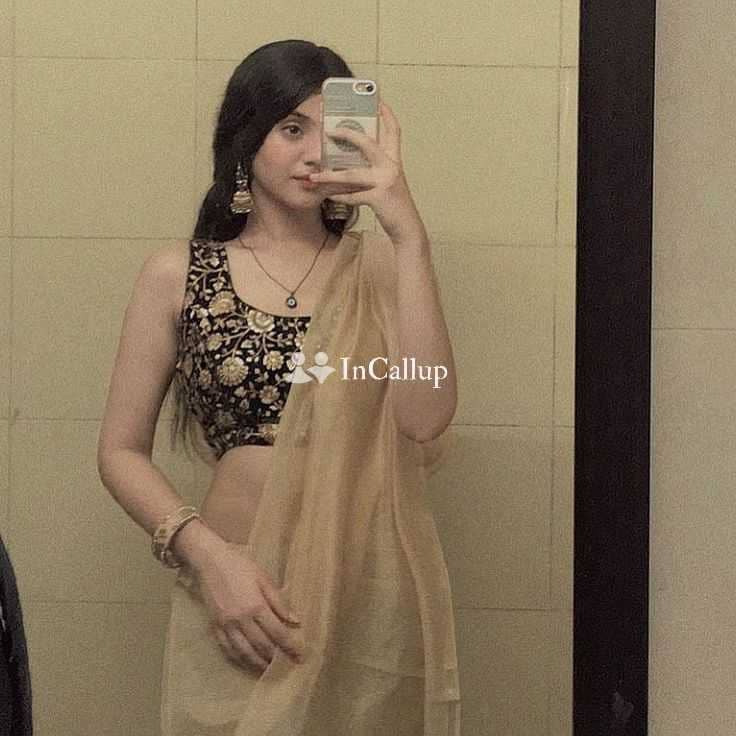 vibrant black hair and black eyes this is cash payment only ok an elegant twenty one year old call girls - Call Girls in Kakinada