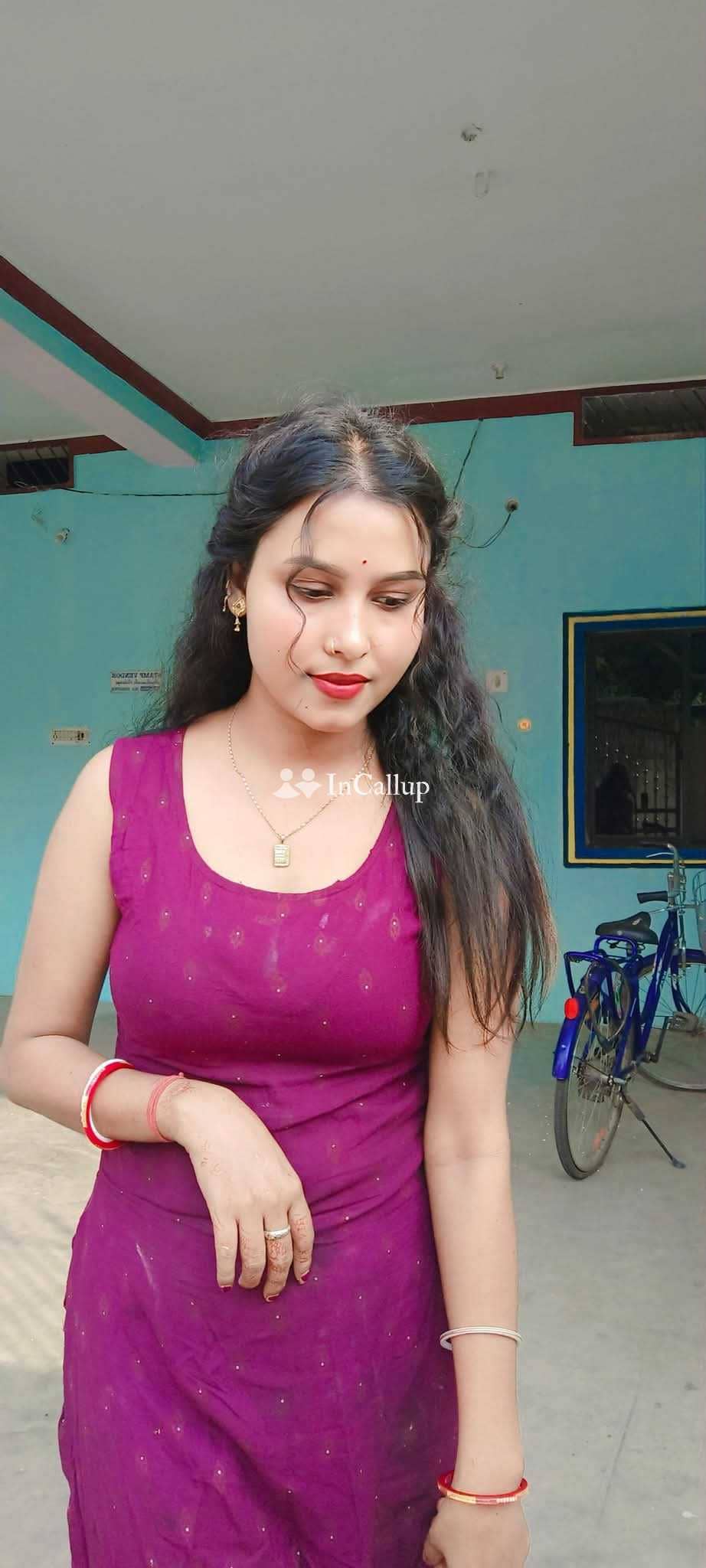 available for casual fun hot oral anal french kiss model mature black hair and black eyes - Call Girls in Kakinada