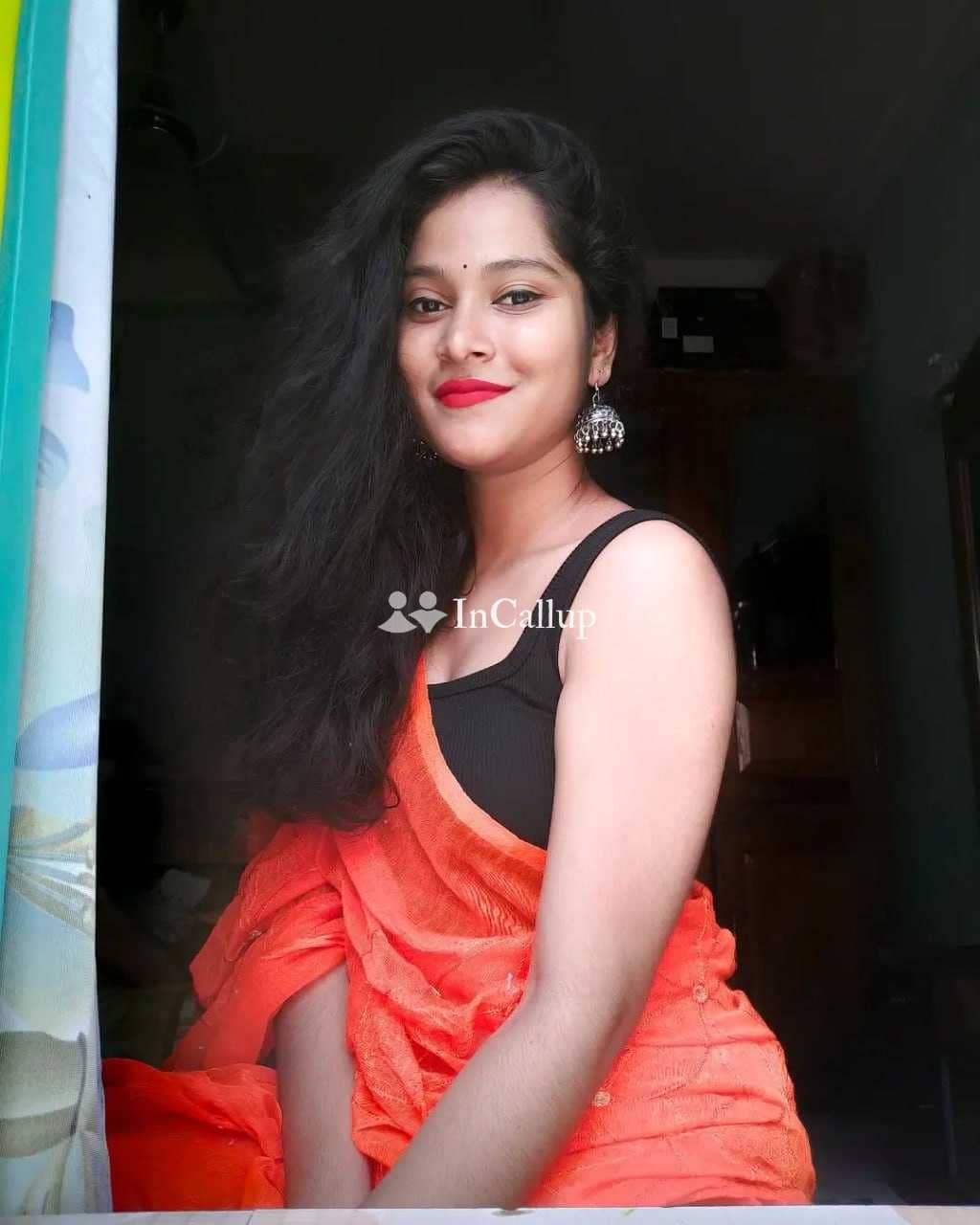 attractive black body and black eyes available for business trip service available now trusted reliable service - Call Girls in Kamle