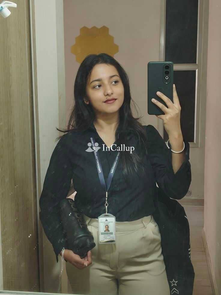 fetish known for being playful meeting in kangra delicate brown hair and green eyes available for home visits - Call Girls in Kangra