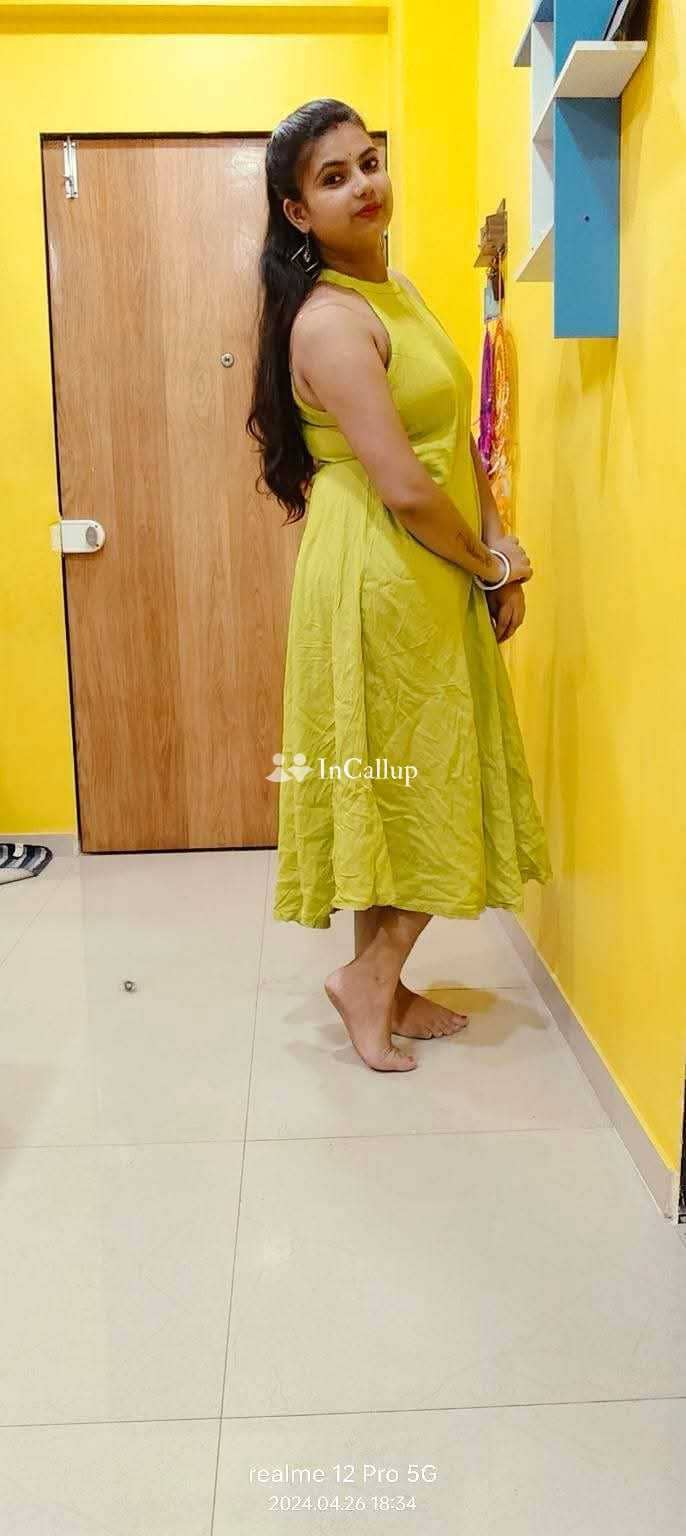 meet priya the twenty one year old call girls you desire present in kangra fit body with blonde hair - Call Girls in Kangra