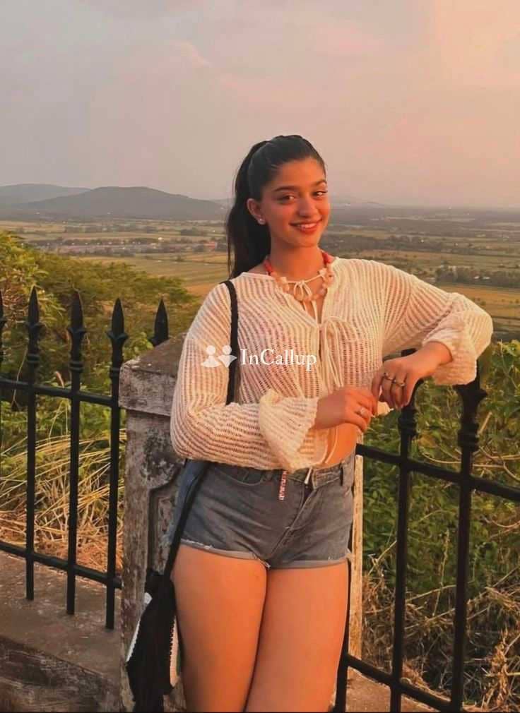 known for being sexy exclusive siya twenty three year old call girls available now trusted reliable service - Call Girls in Kangra