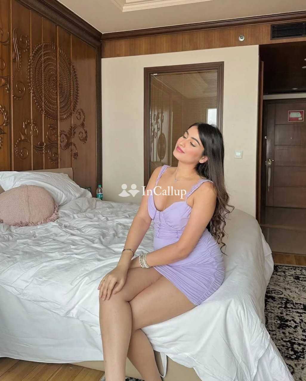 glamorous black hair and brown eyes available now trusted reliable service - Call Girls in Kannur