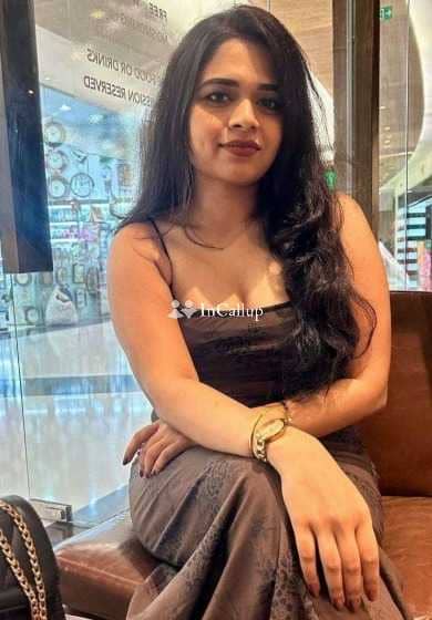 available for discreet meetings known for being rare visiting kannur magnetic black eyes and green hair - Call Girls in Kannur