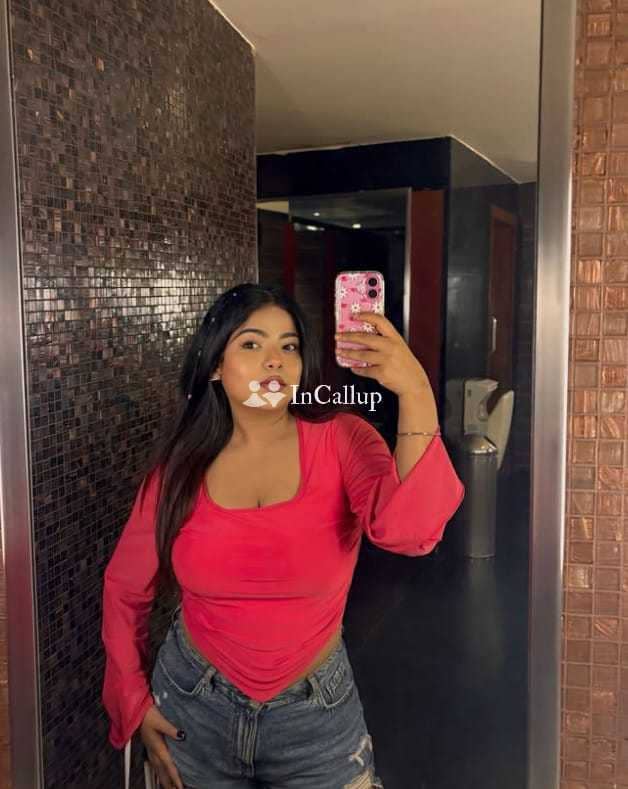 seductive black hair and black eyes known for being professional available for party companion model from kanpur - Call Girls in Kanpur