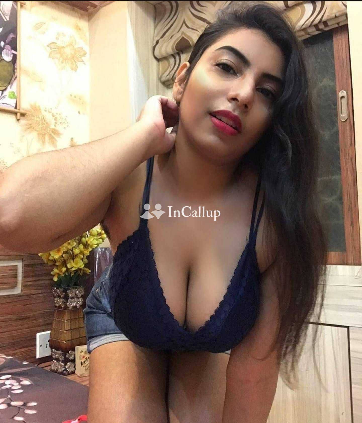 Riya Kumari call girl service 💯❤️💯 it GK NV vi - Call Girls in Kanpur