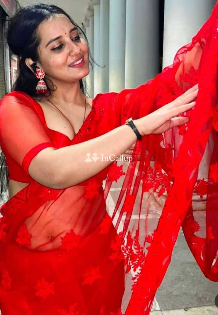 escort service in kanpur bold auburn hair and brown eyes sexy riya patel twenty two years old call girls - Call Girls in Kanpur